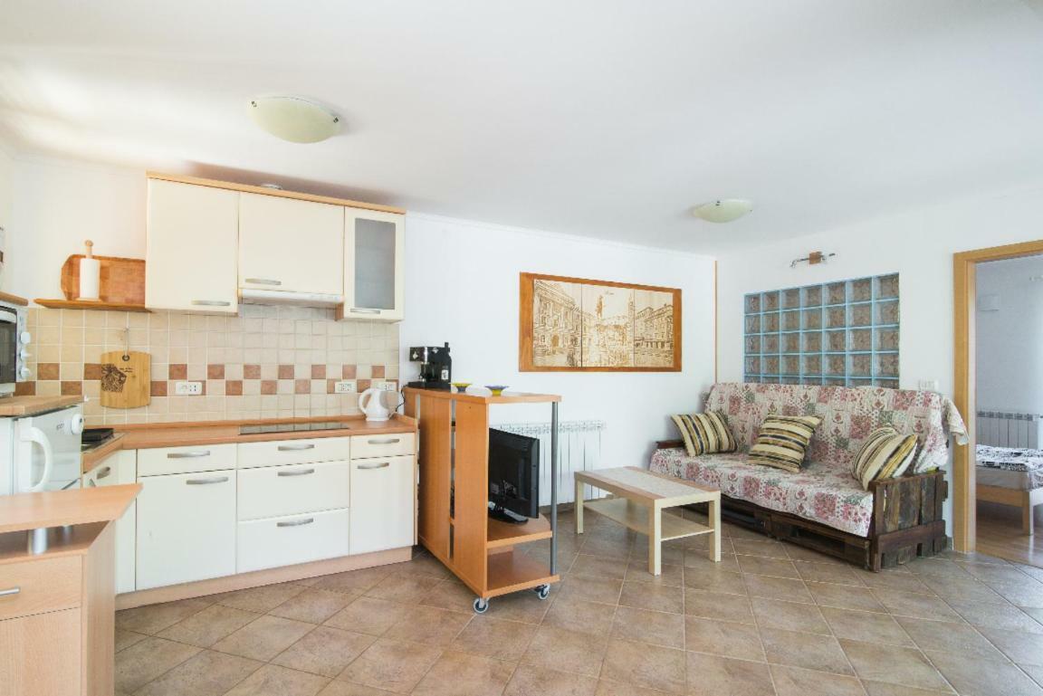 Solmar, Apartment With Big Terrace Near Nature بورتوروز المظهر الخارجي الصورة